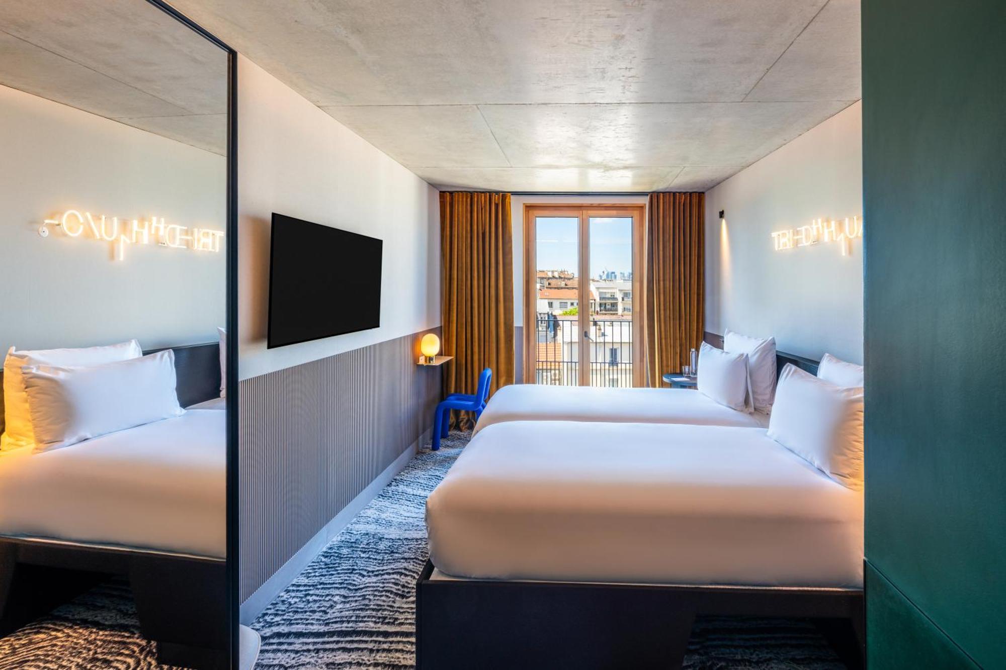 Tribe Paris Clichy Hotel ภายนอก รูปภาพ