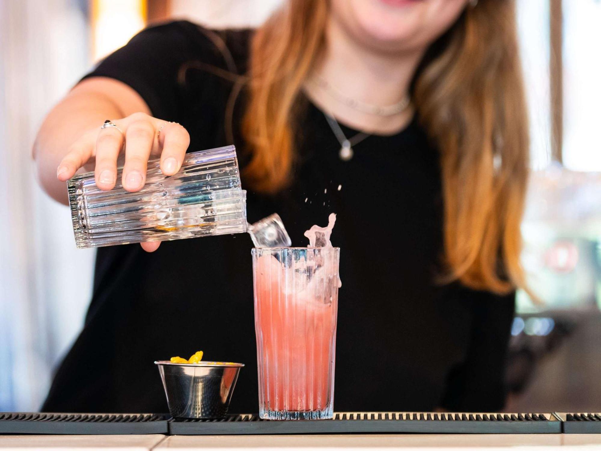 Tribe Paris Clichy Hotel ภายนอก รูปภาพ