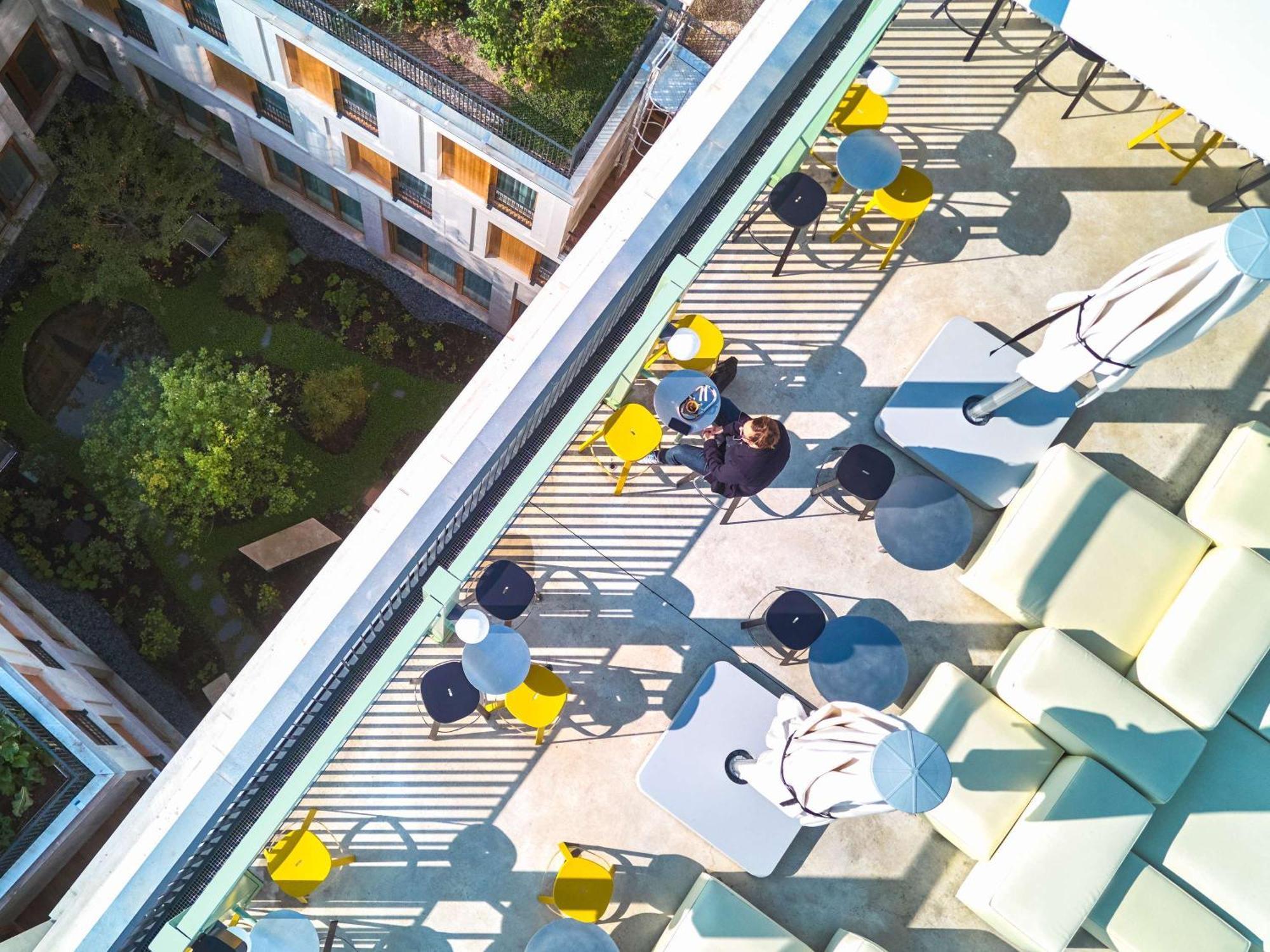 Tribe Paris Clichy Hotel ภายนอก รูปภาพ