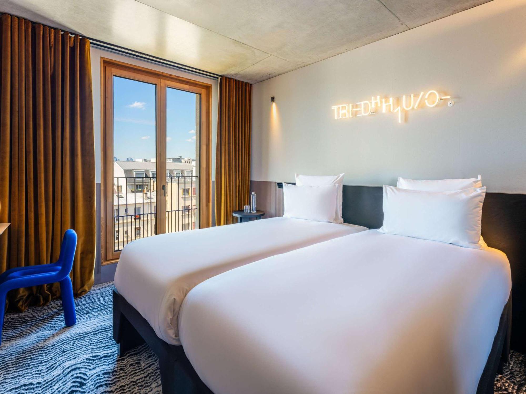 Tribe Paris Clichy Hotel ภายนอก รูปภาพ